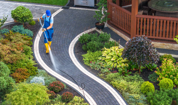 Best Garage Pressure Washing  in Hartwell, GA